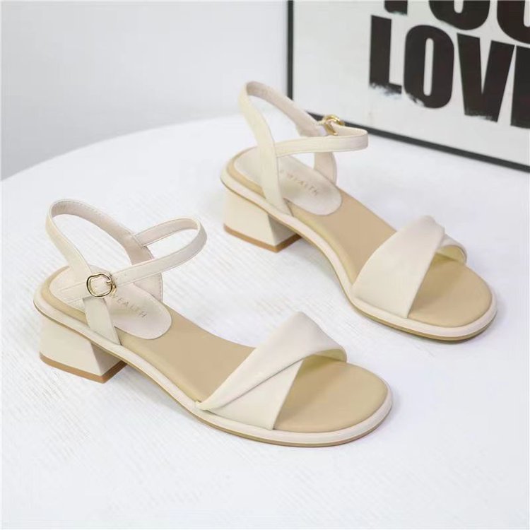 Evening Breeze Block Heel Sand - Women Shoes Model 评论和价格